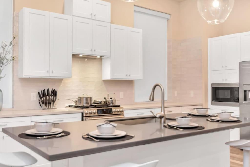 Вілла Luxurious Houston Galleria Living Екстер'єр фото